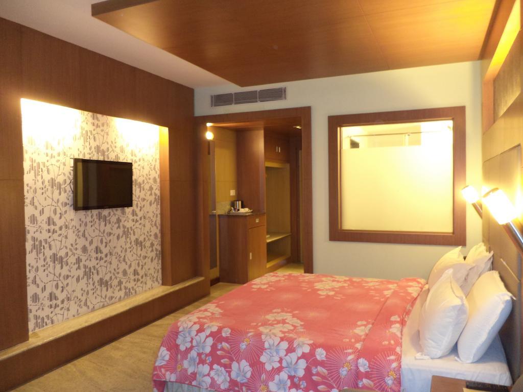 Mayfair Heritage सहारा Puri